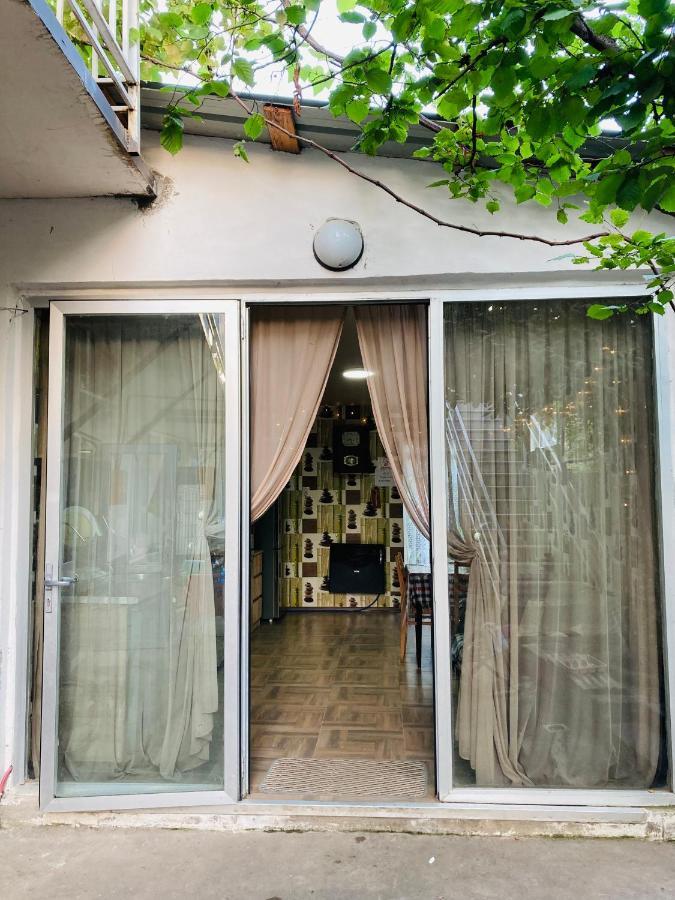 Guest House Barbi Batoumi Extérieur photo