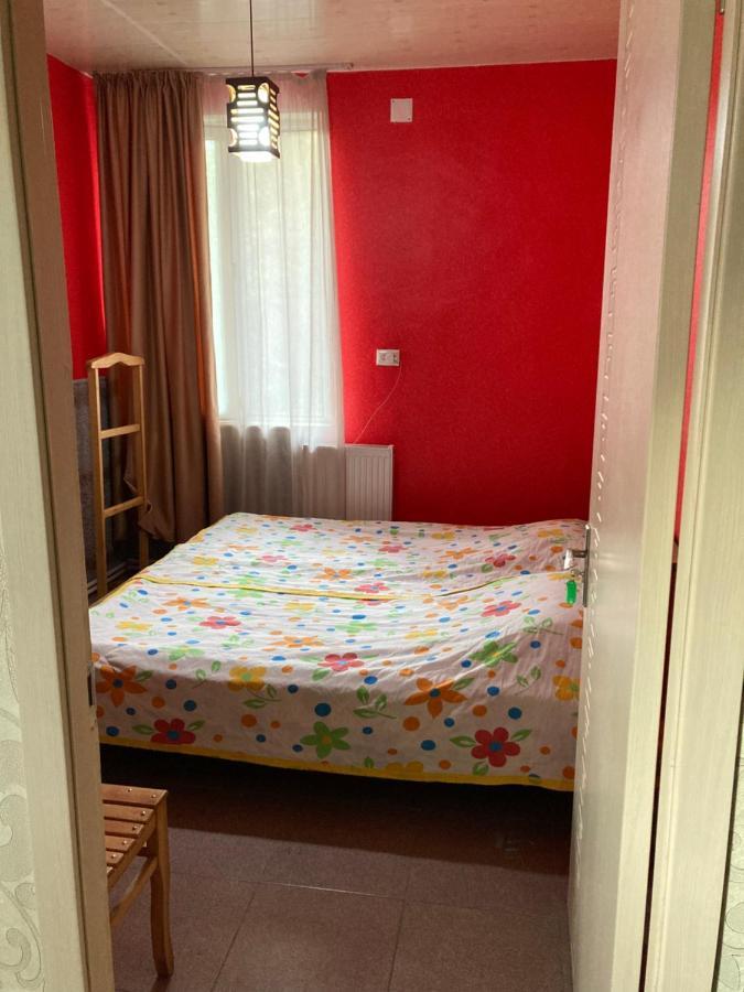 Guest House Barbi Batoumi Extérieur photo