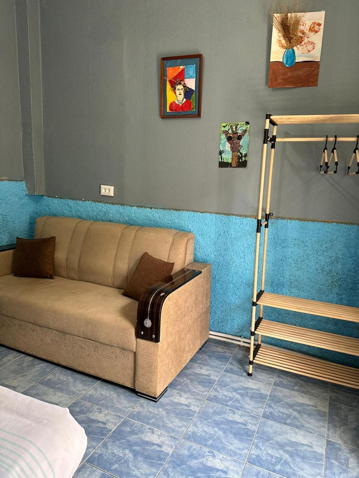 Guest House Barbi Batoumi Extérieur photo