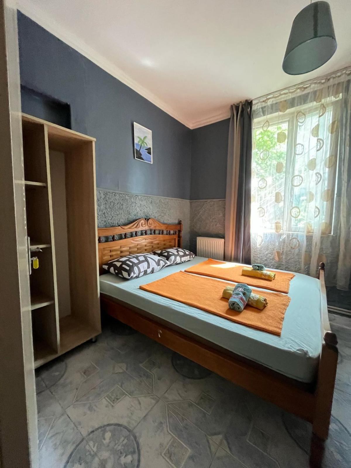 Guest House Barbi Batoumi Extérieur photo