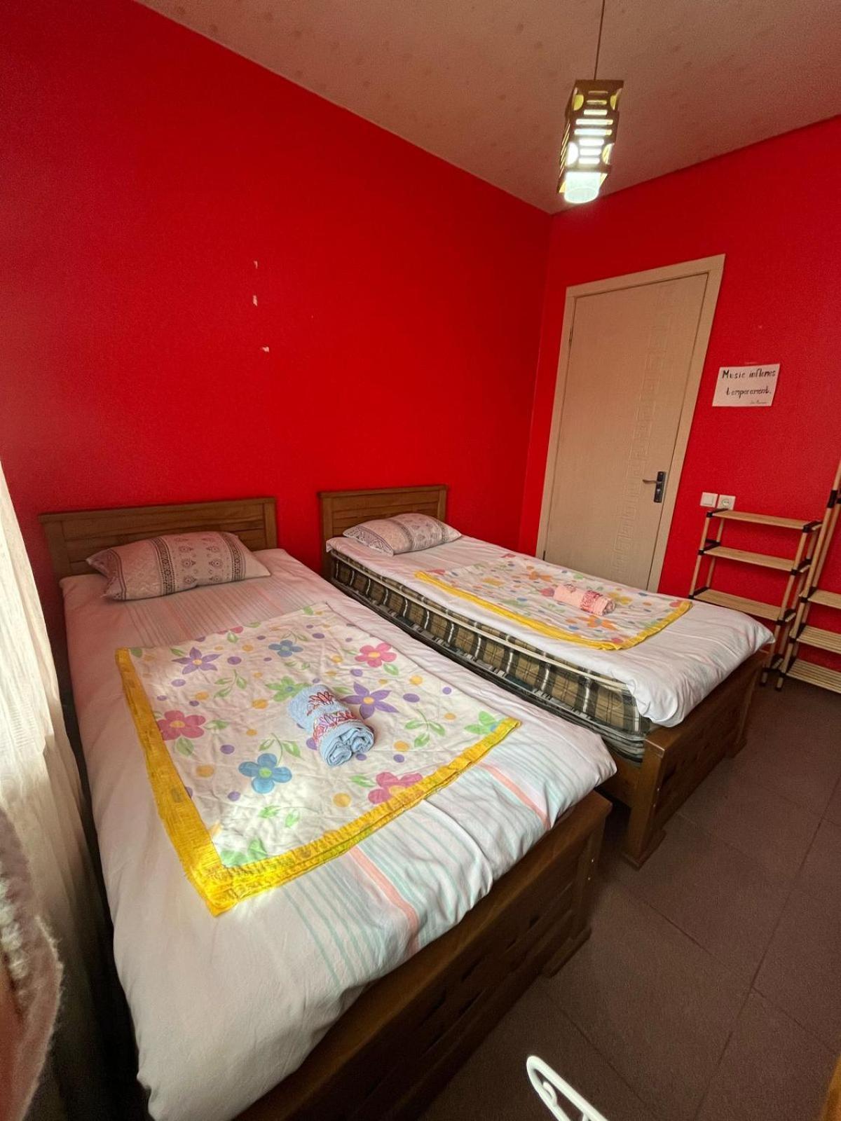 Guest House Barbi Batoumi Extérieur photo